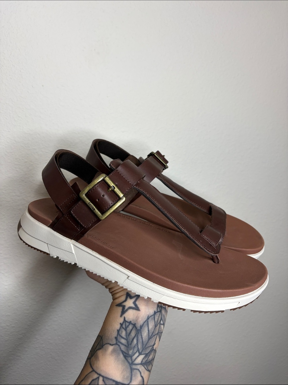 FitFlop | Arlo Leather Back-Strap Sandals in Cognac Brown Size 11 NWOB